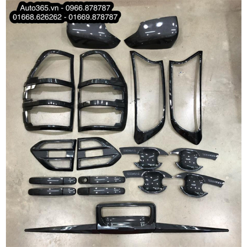 TRỌN BỘ ỐP TRANG TRÍ CARBON CHO FORD RANGER